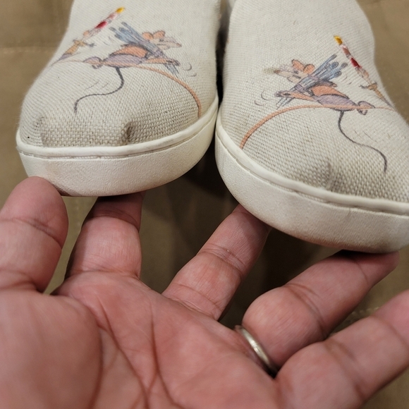 TOMS Disney X Cinderella Gus & Jaq Canvas Slip-on - Sz W9.5 US - Picture 4 of 10